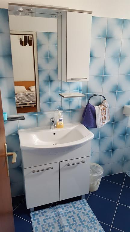 Matusanka Apartment Banjol Esterno foto