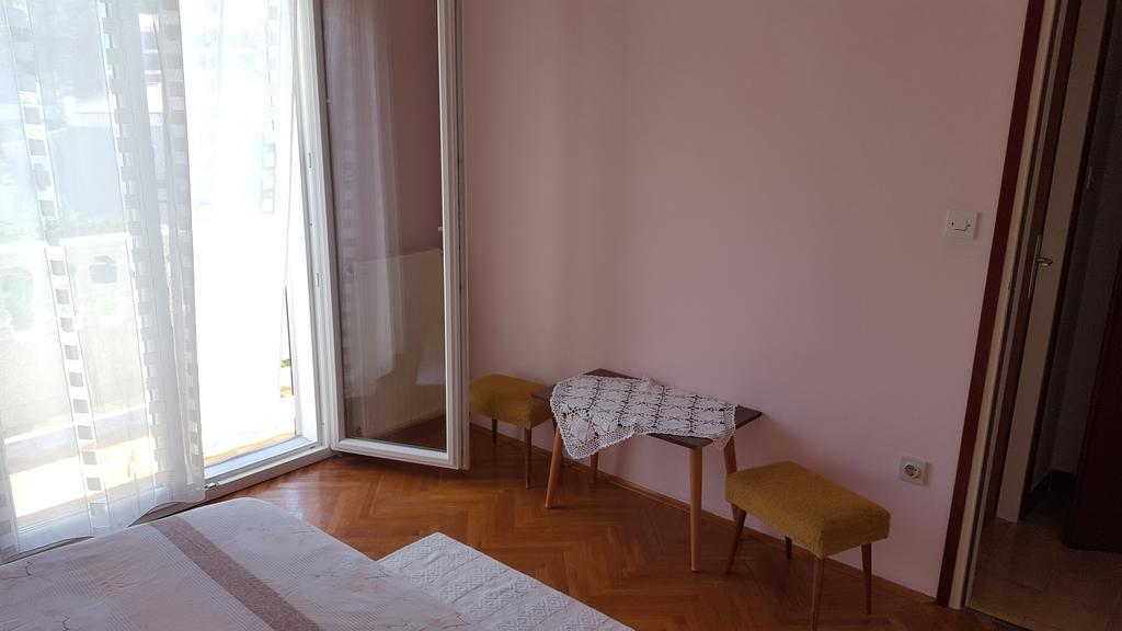 Matusanka Apartment Banjol Esterno foto