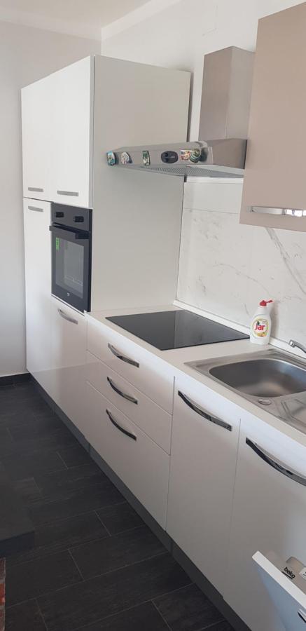 Matusanka Apartment Banjol Esterno foto
