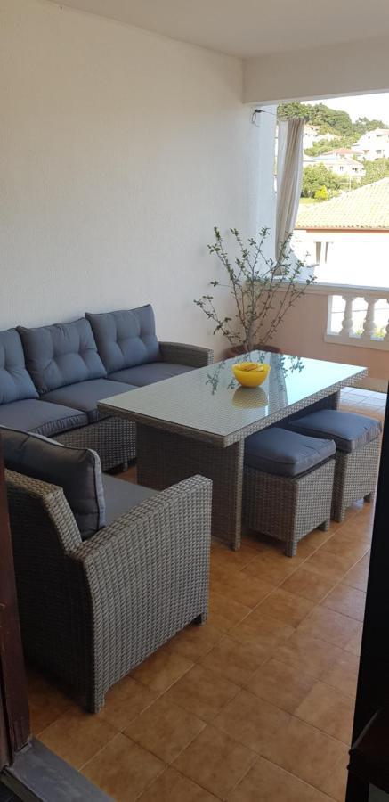 Matusanka Apartment Banjol Esterno foto